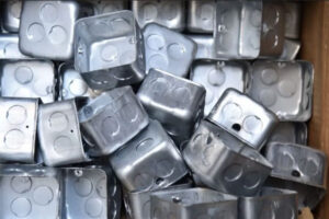 قوطی کلید پریز فلزی