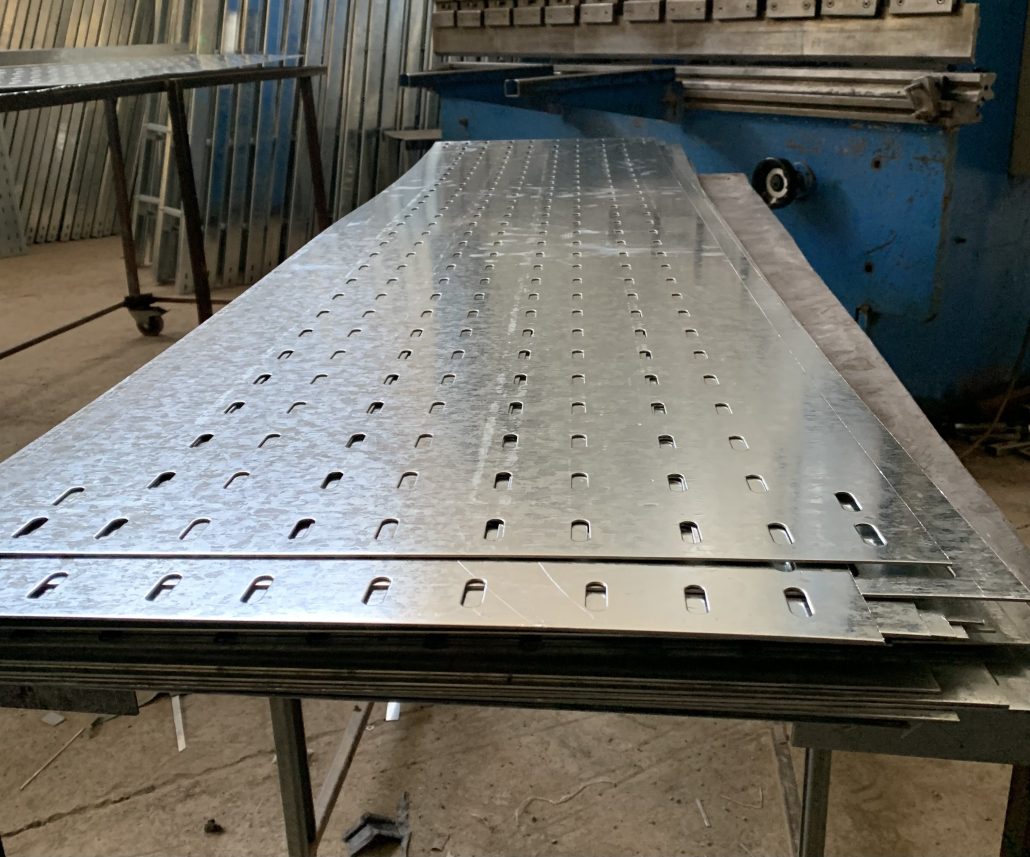 سینی کابل نوسان تولید کننده سینی کابل با تجهیزات روز دنیا